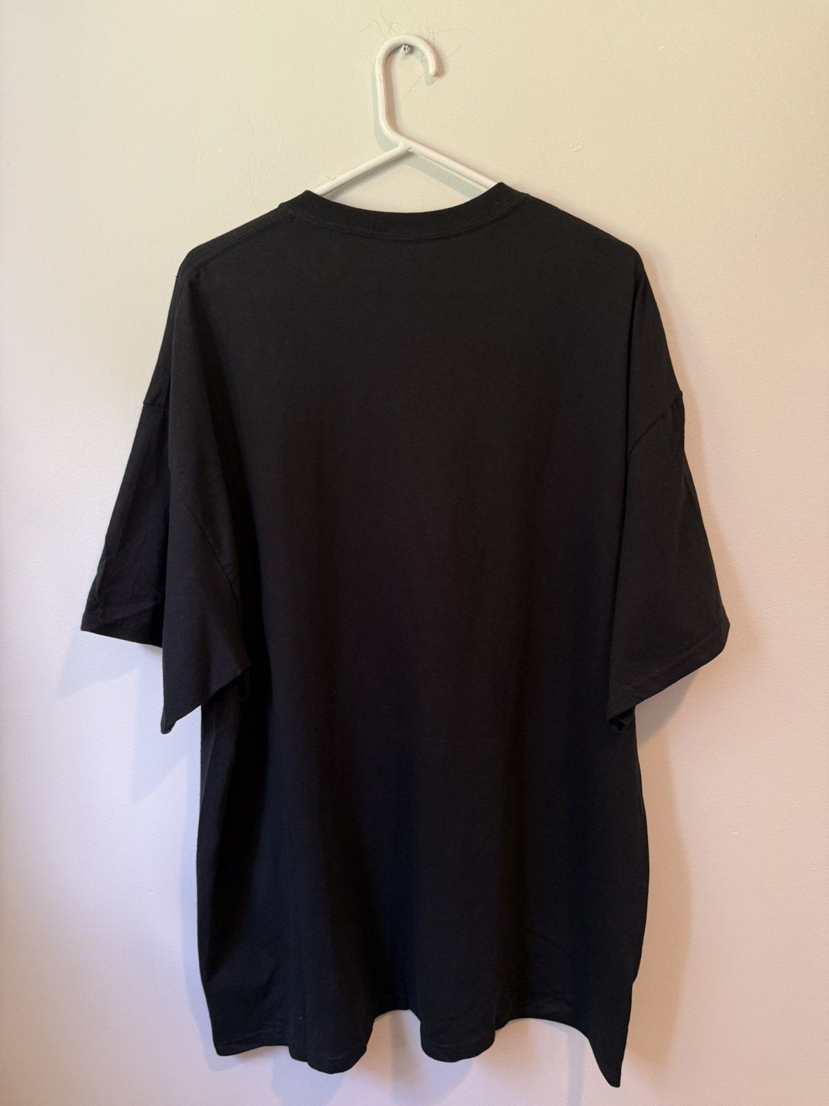 Staple Staple x Sabotage SBTG Arabic Logo Pigeon T-shirt Size US XXL / EU 58 / 5 - 2 Thumbnail