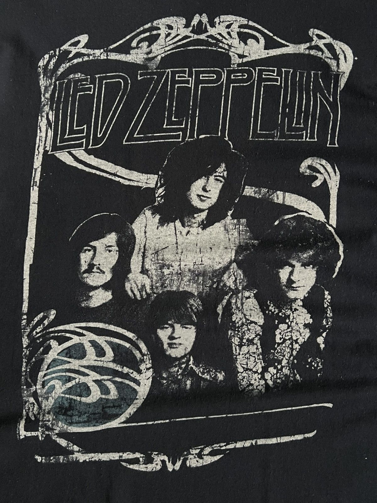 Led Zeppelin Led Zeppelin Vintage 90’s Rock Band T-shirt Size US L / EU 52-54 / 3 - 4 Thumbnail