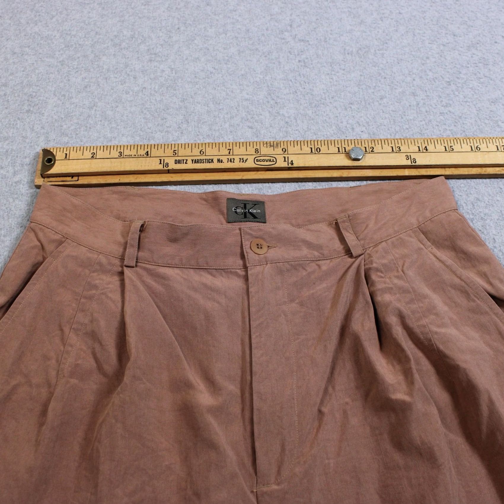 Calvin Klein VINTAGE Calvin Klein Silk Pants Women 14 Brown Pleated Tapered Ankle Office Quiet Luxury 90s Womens Pants Size 36" / US 14 / IT 50 - 4 Thumbnail