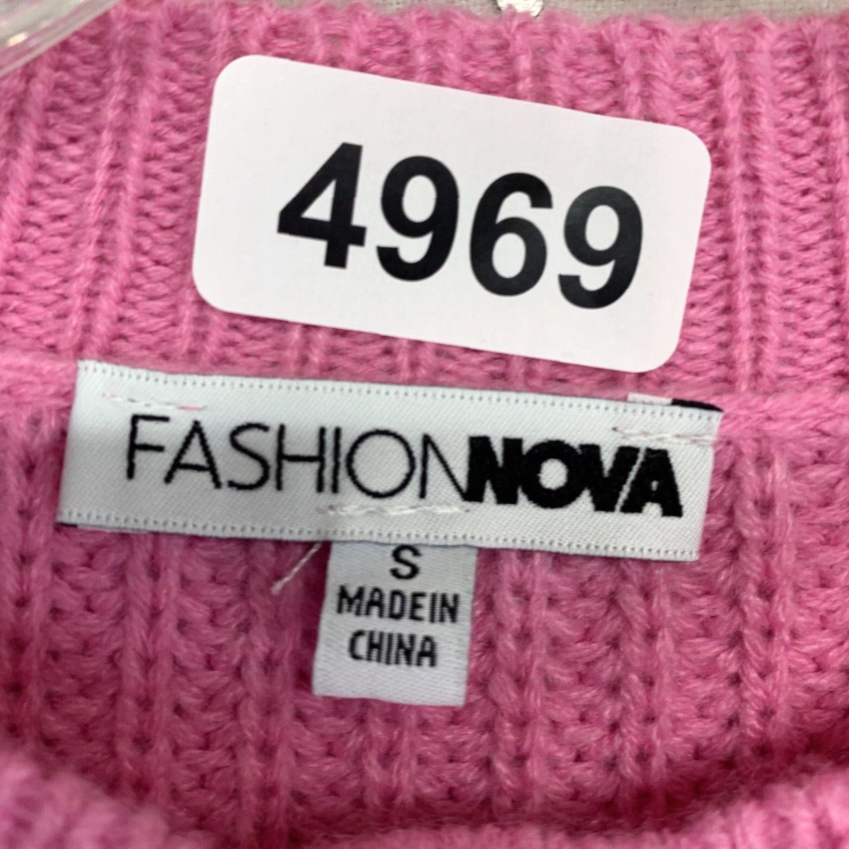 Fashion Nova VINTAGE Fashion Nova Women's Pink Cardigan Sweater Small Waffle-Knit Long Sleeve Acrylic Button 90s classic Size S / US 4 / IT 40 - 4 Thumbnail