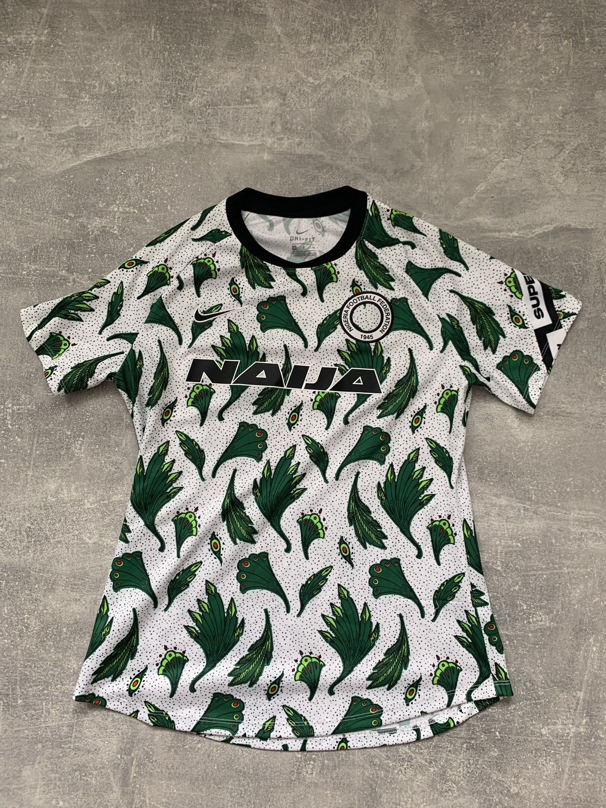 Nike T-shirt Nike W NK NIGERIA Y2K 🇳🇬 Size S / US 4 / IT 40 - 1 Thumbnail