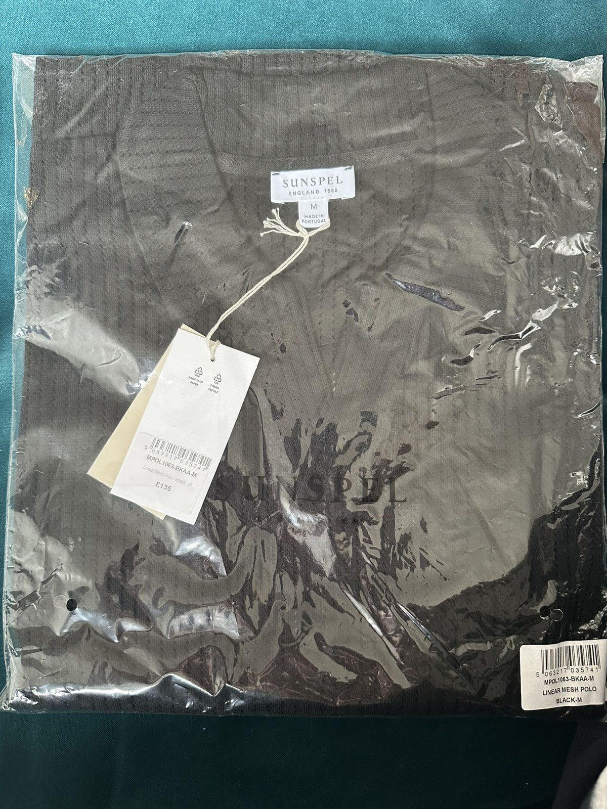 Sunspel Men’s Linear Mesh Polo in Black BRAND NEW Size US M / EU 48-50 / 2 - 3 Thumbnail
