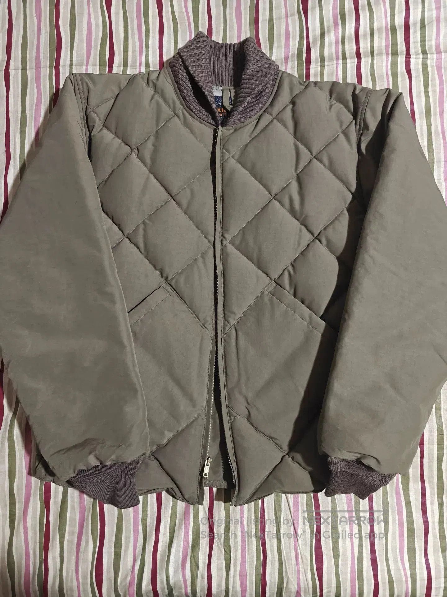 Vintage MILITORA353 Short Thick Retro Down Jacket. Size US S / EU 44-46 / 1 - 2 Thumbnail