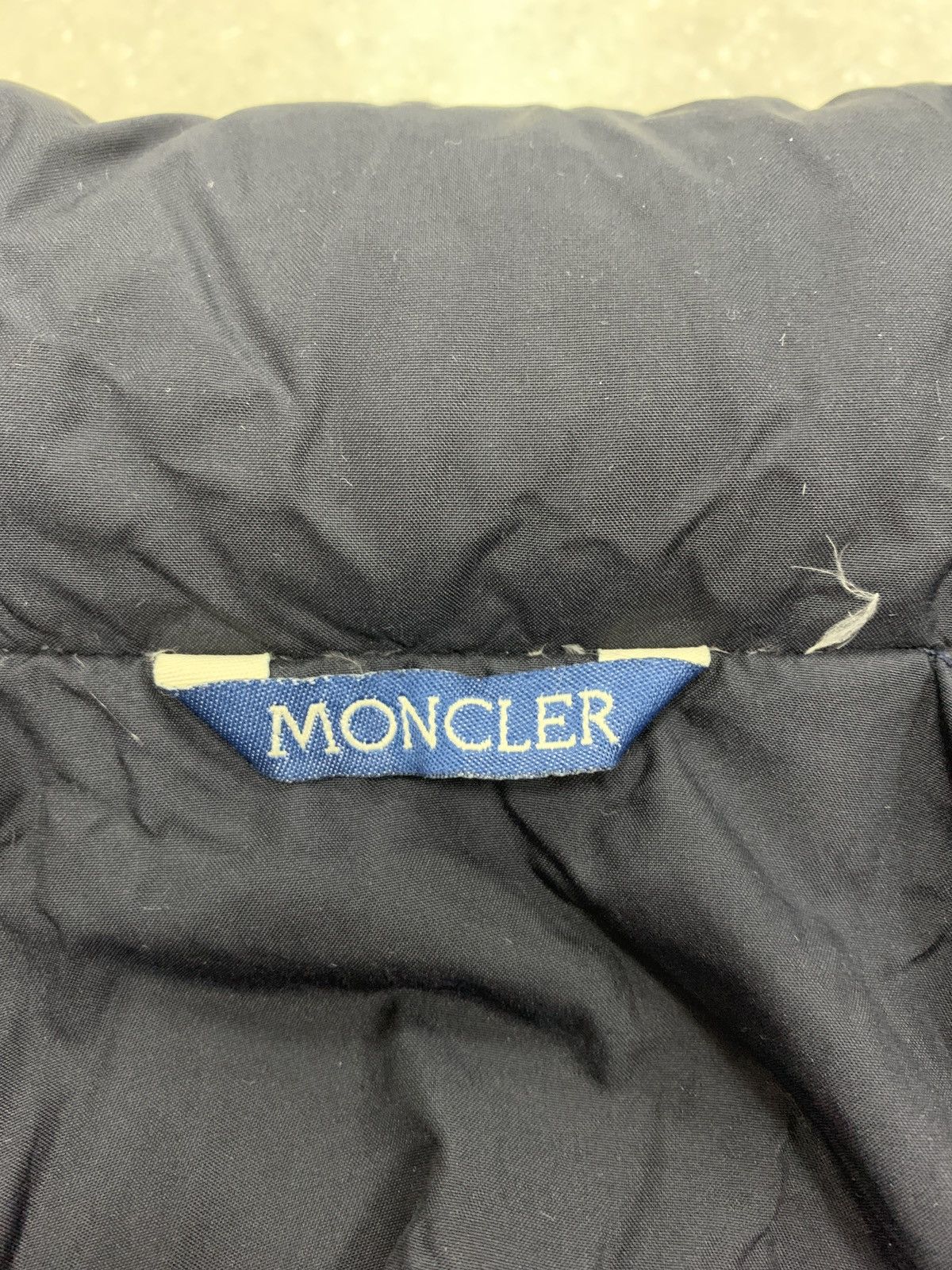 Moncler Moncler Grenoble Vintage Down Jacket Size M Size US M / EU 48-50 / 2 - 6 Thumbnail