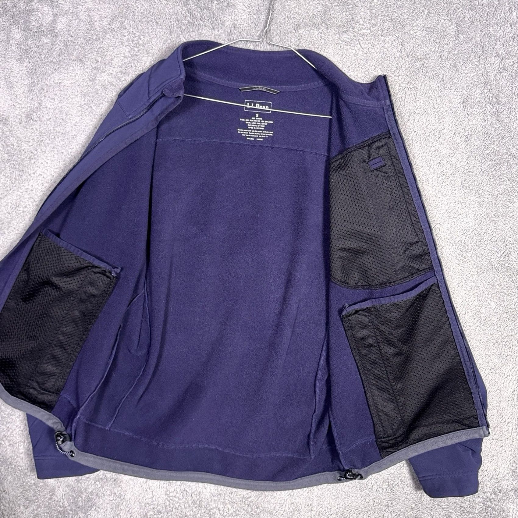 Vintage L.L. Bean Jacket Mens S Full Zip Soft Shell Outdoor Hiking Tech Camping OHHR8 Blue Wall Street Logo Zipper Windbreaker Mid-Length Casual Travel Mens Size US S / EU 44-46 / 1 - 7 Thumbnail