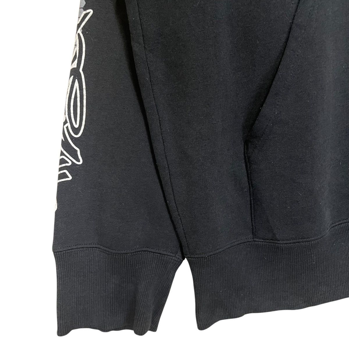 Japanese Brand Vintage No Bescuf Gravity Embroidered Pullover Hoodie Size US L / EU 52-54 / 3 - 7 Thumbnail