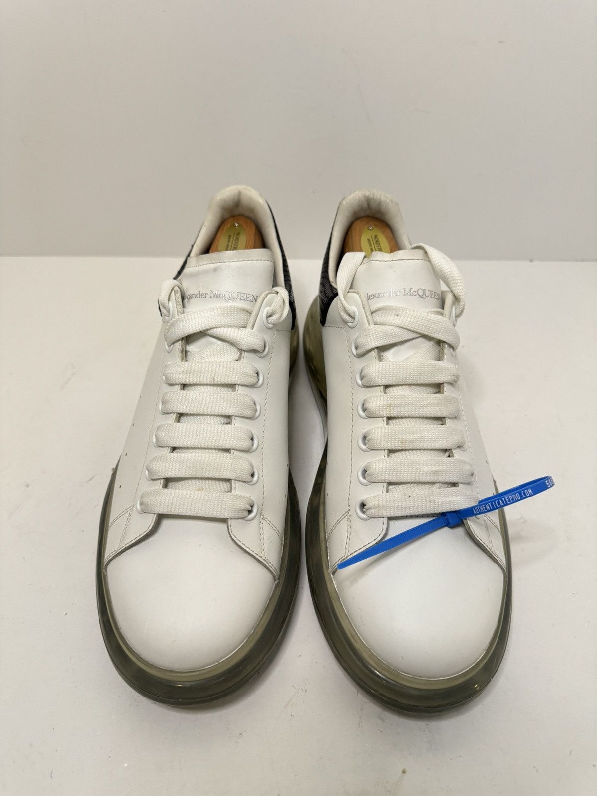 Alexander McQueen Alexander McQueen Oversized Sneaker Transparent Sole Size US 10.5 / EU 43-44 - 3 Thumbnail