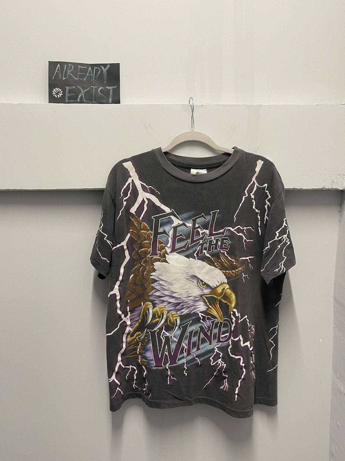 Vintage Vintage American “thunder feel the wind” tee Size US L / EU 52-54 / 3 - 1 Thumbnail
