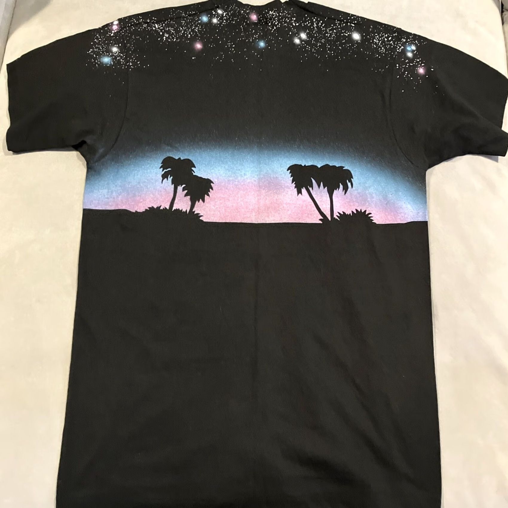 Fruit Of The Loom NWOT Universal Studios Hollywood Puff Print AOP Single Stitch T Shirt L Black Cotton 1990s Graphic Tee Mens Size US L / EU 52-54 / 3 - 6 Thumbnail