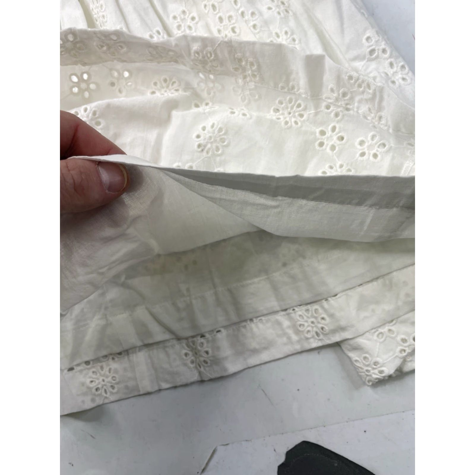 Vintage Hill House Mini Dress White Sleeveless Eyelet Linen Blend One Shoulder Short S Size S / US 4 / IT 40 - 6 Thumbnail