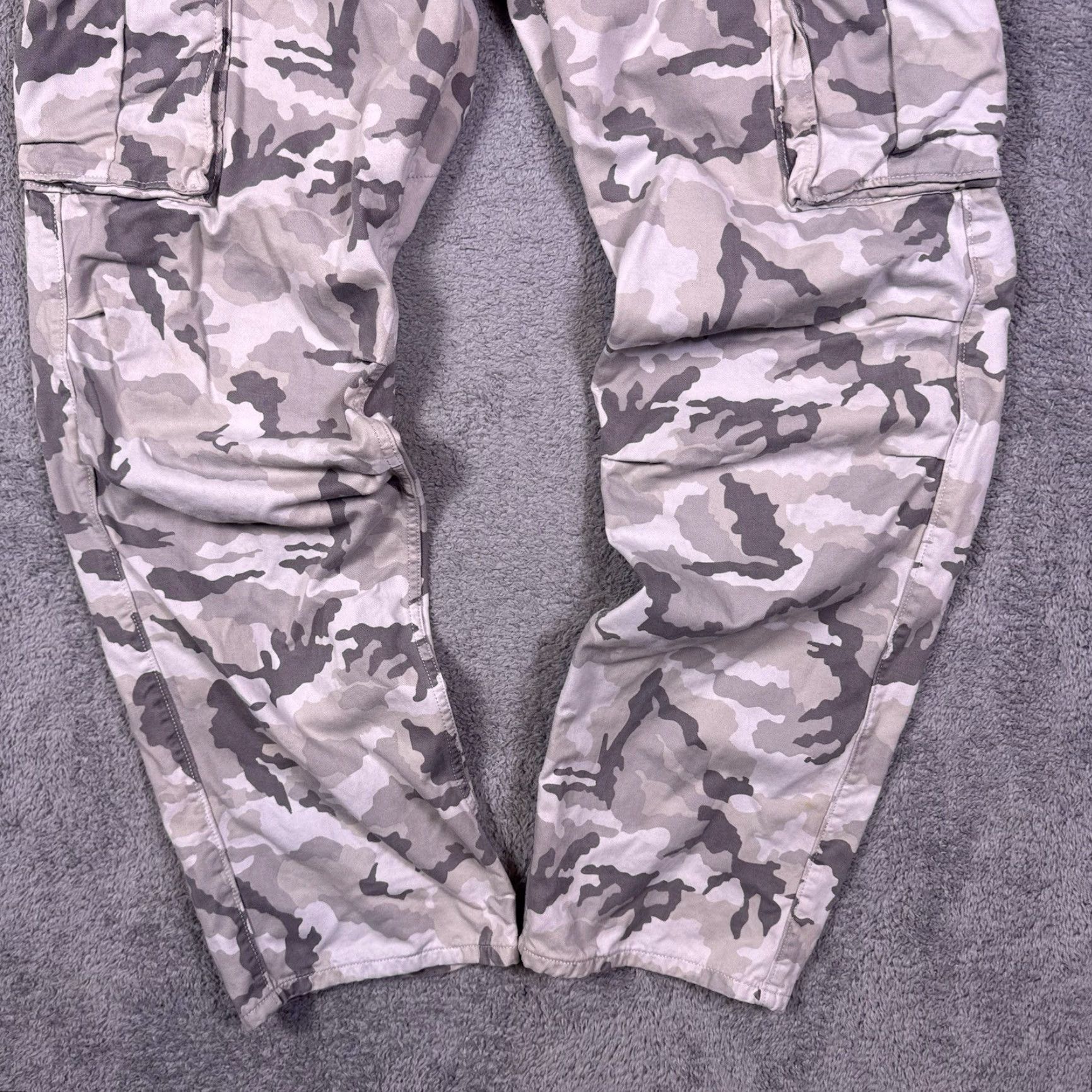 Levi's Levis Cargo Pants Men 38x31 Ace Camo White Tab Combat Military Utility Tactical Cargo Pants 38 Regular Gray Mens Size US 38 / EU 54 - 3 Thumbnail