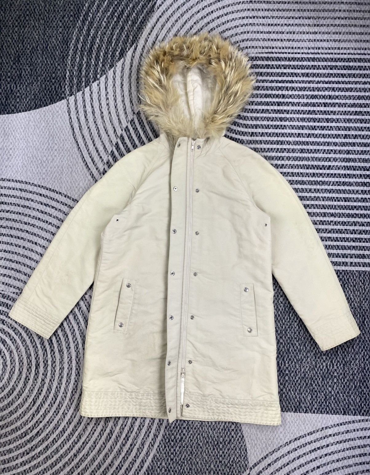 Japanese Brand Vintage Beating Heart Faux Fur Hooded Parka Jacket Size US M / EU 48-50 / 2 - 5 Thumbnail