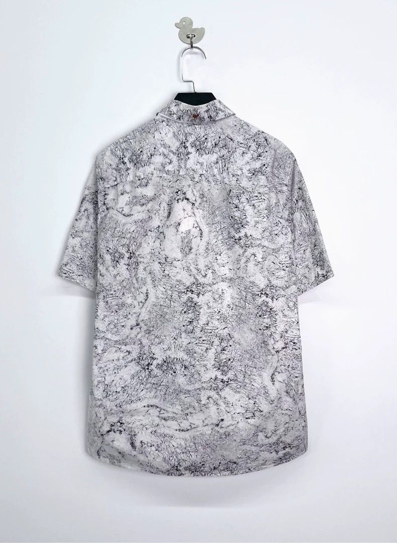 Givenchy Givenchy Size38 Show-style shirt with black and white oil p Size US M / EU 48-50 / 2 - 2 Thumbnail
