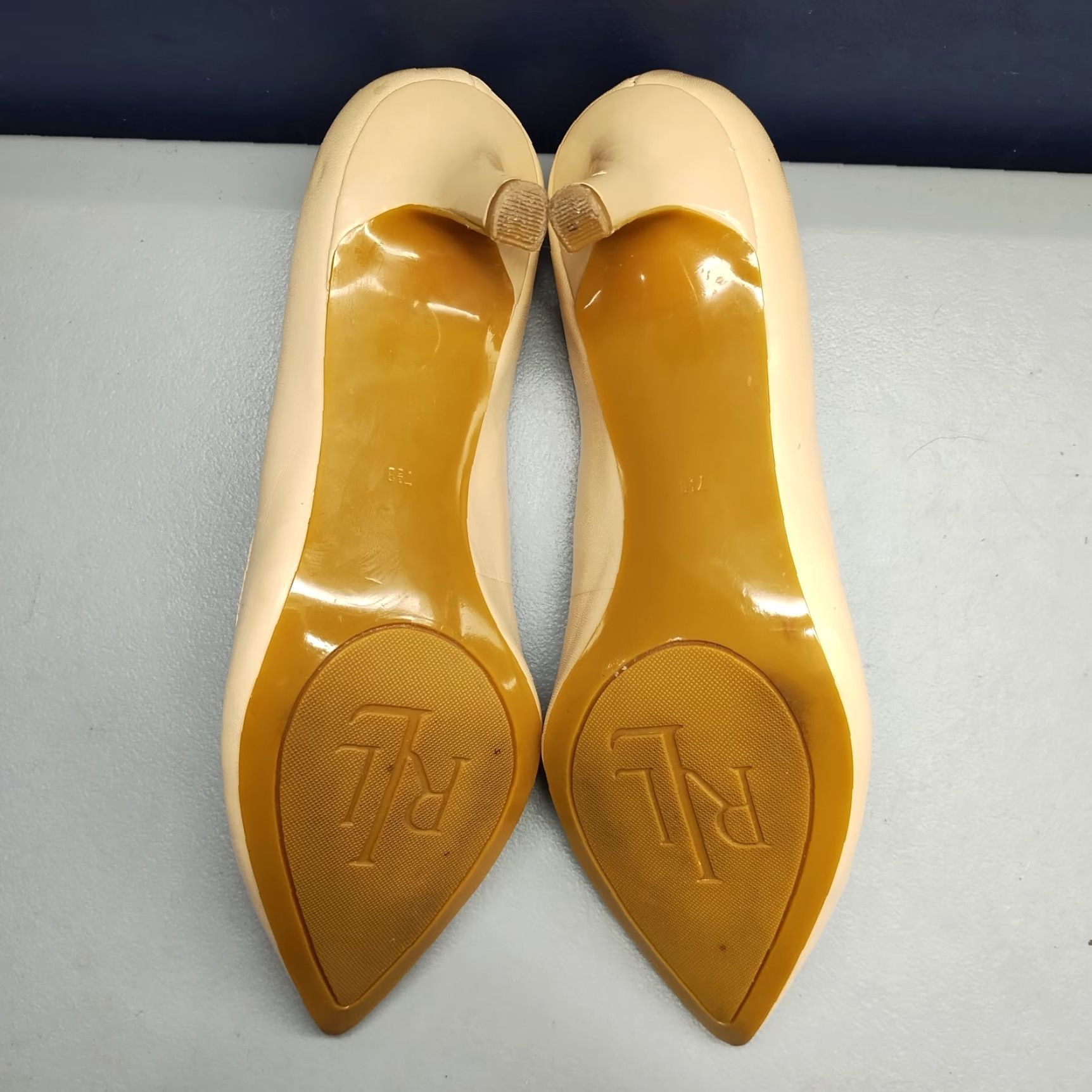 Ralph Lauren Lauren Ralph Lauren Evil Pump Heels Womens 7.5 Tan Leather Pointed Toe Slip On Size 7.5 Womens Shoes Size US 8 / IT 38 - 7 Thumbnail