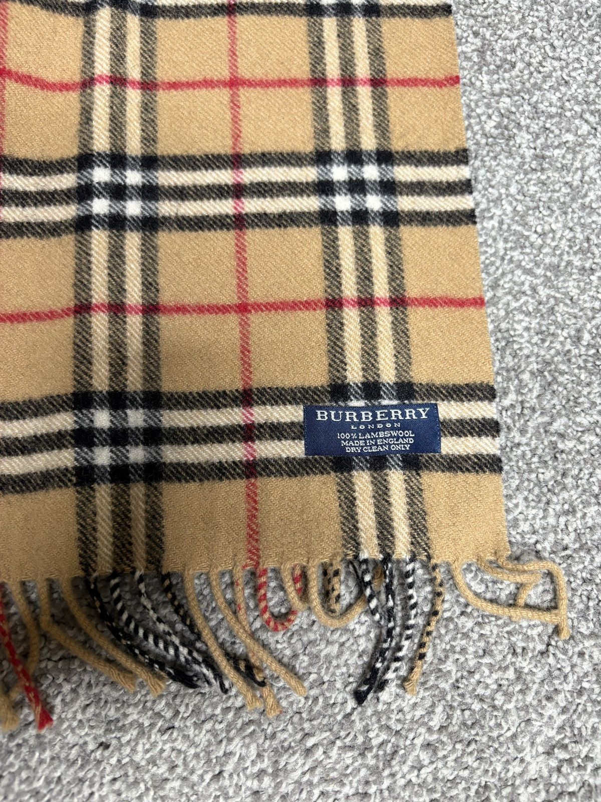 Burberry Burberry Scarf Size ONE SIZE - 4 Thumbnail
