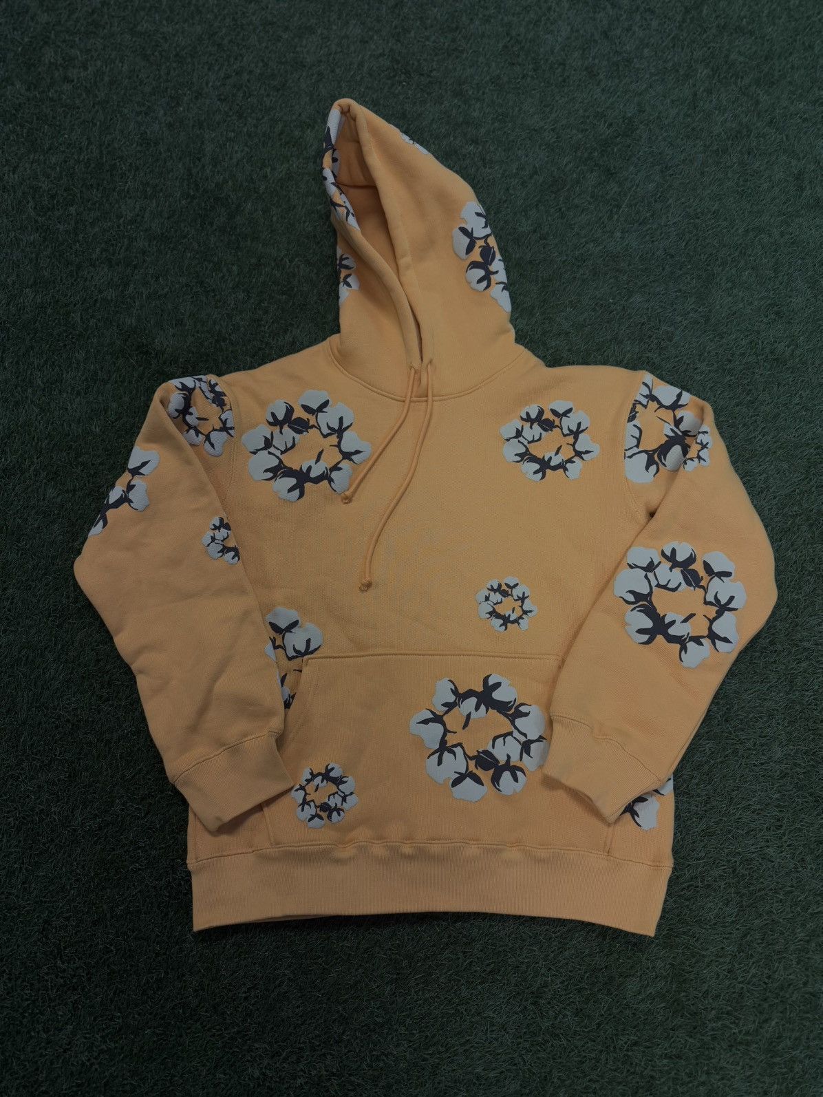 Cactus Plant Flea Market × DENIM TEARS Denim Tears CPFM Yellow Cotton Wreath Hoodie M (NEW) Size US S / EU 44-46 / 1 - 1 Thumbnail