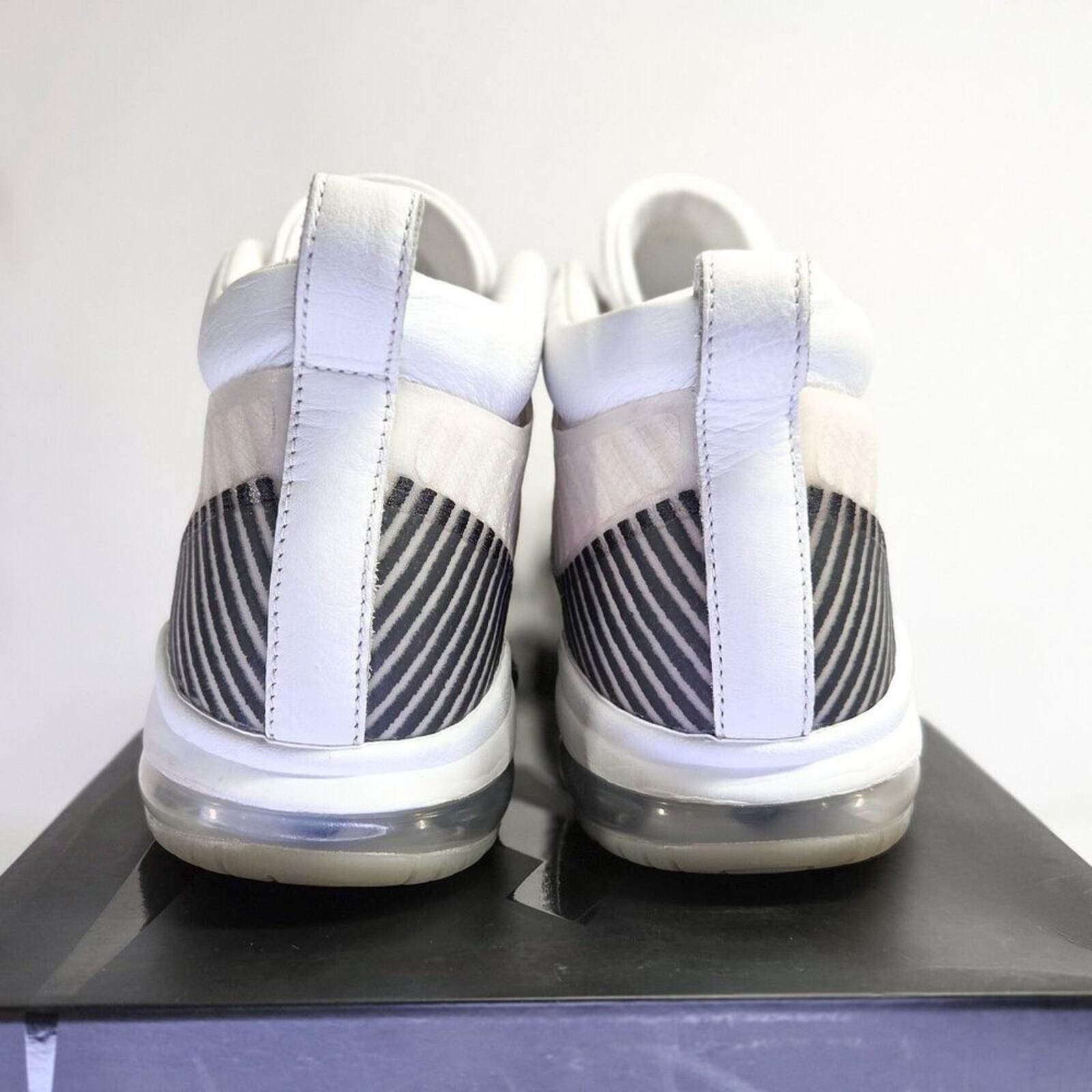 Nike Nike LeBron x John Elliott Icon QS AQ0114-100 10.5M Size US 10.5 / EU 43-44 - 4 Thumbnail