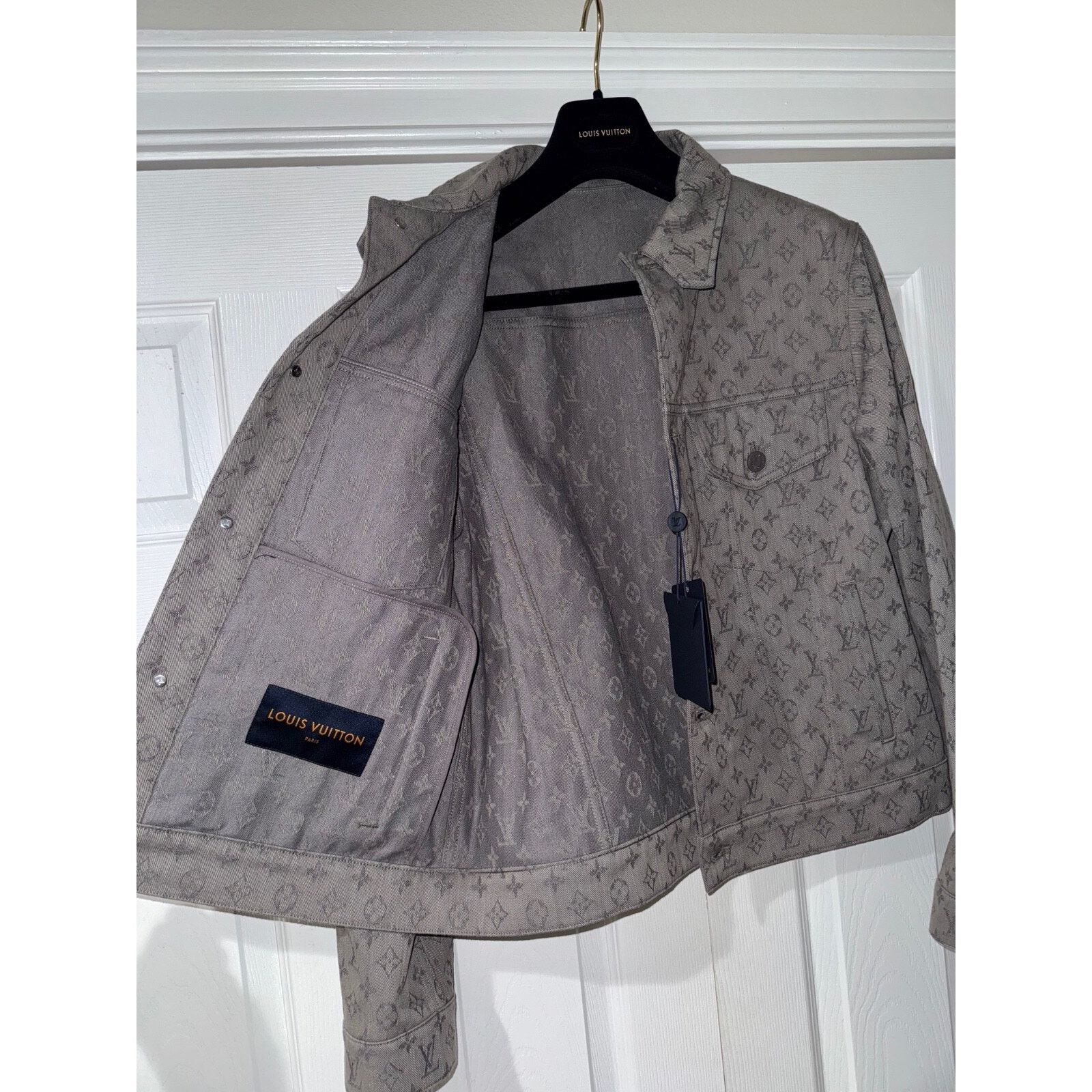 Louis Vuitton Louis Vuitton Monogram Jacket Button Up Sleeve 48 1A8FGZ Size US M / EU 48-50 / 2 - 12 Thumbnail