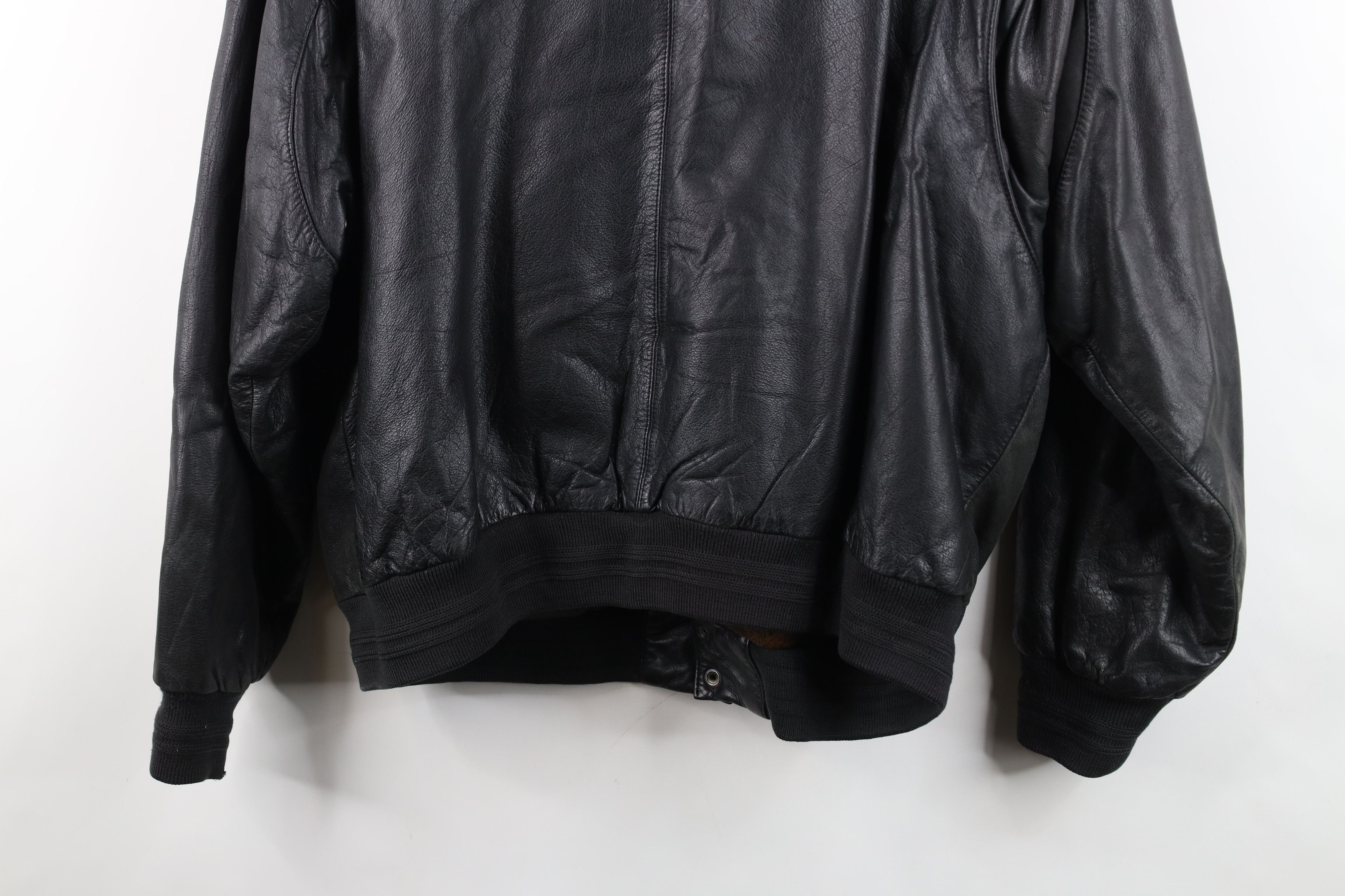 Vintage Vintage 90s Streetwear Leather Flight Bomber Jacket Black Size US L / EU 52-54 / 3 - 16 Thumbnail