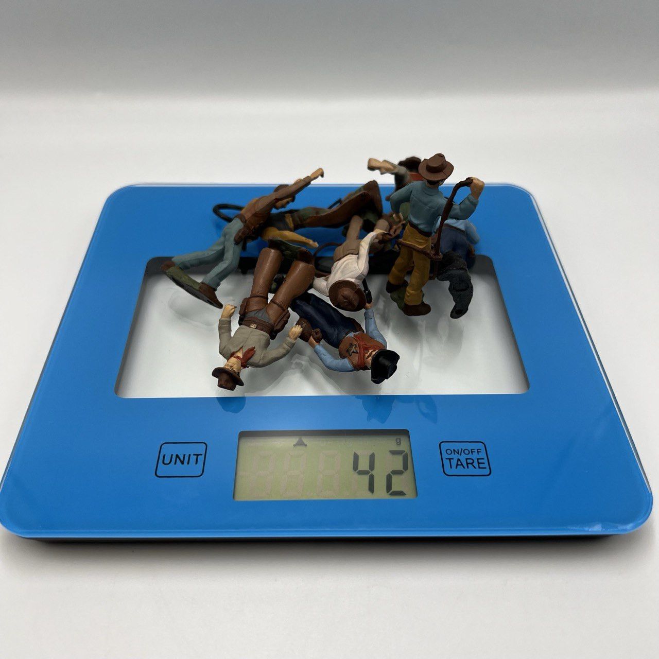Vintage Vintage Soviet Plastic Set of 8 Soldiers Cowboys Signed Size ONE SIZE - 8 Thumbnail