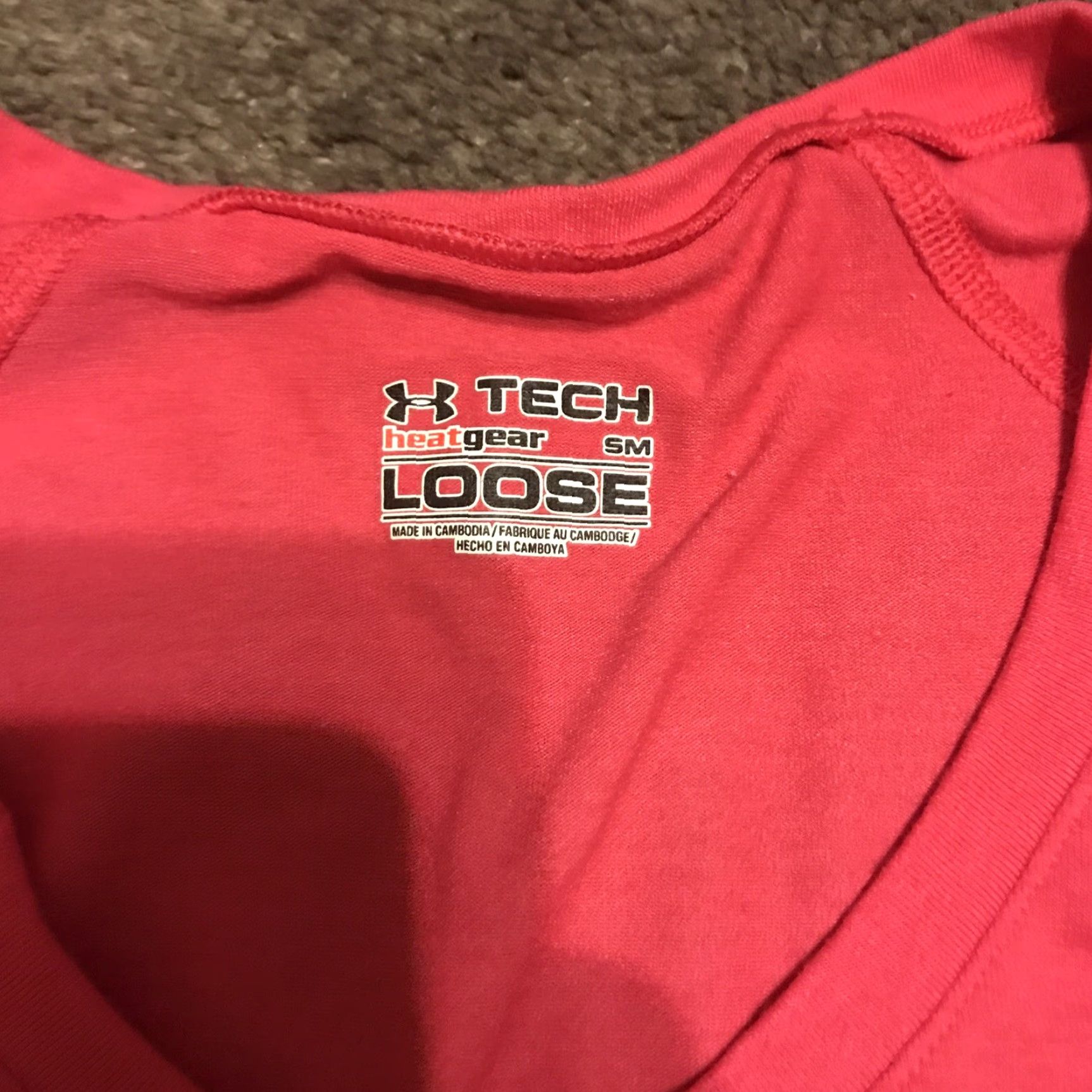 Under Armour Under Armour Shirt Long Sleeve V-Neck Pink Women S Size S Regular 94% Polyester 6% Elastane Heat Gear Tech Loose Size S / US 4 / IT 40 - 2 Thumbnail