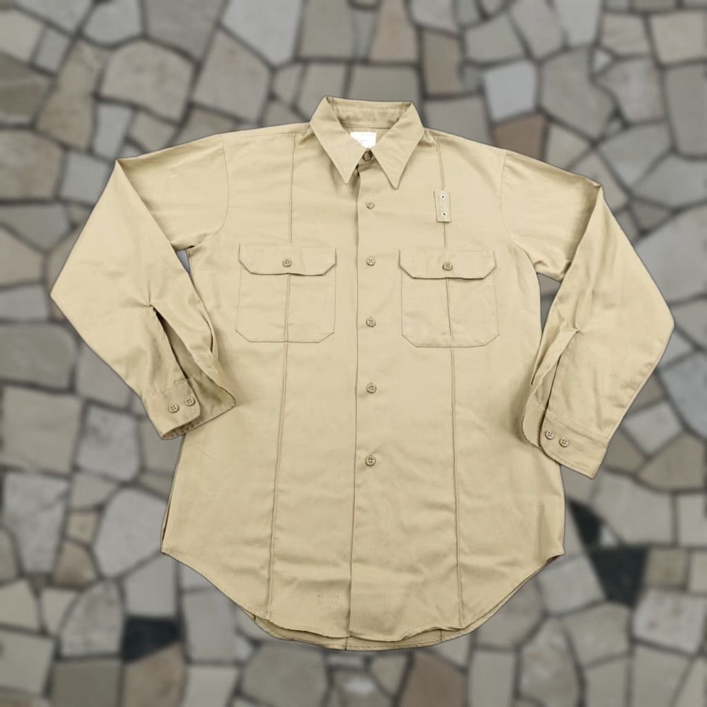 JCPenney VINTAGE Big Mac Shirt Mens M Beige Tan JC Penney Button Up Work No Iron 70s Size US M / EU 48-50 / 2 - 1 Thumbnail