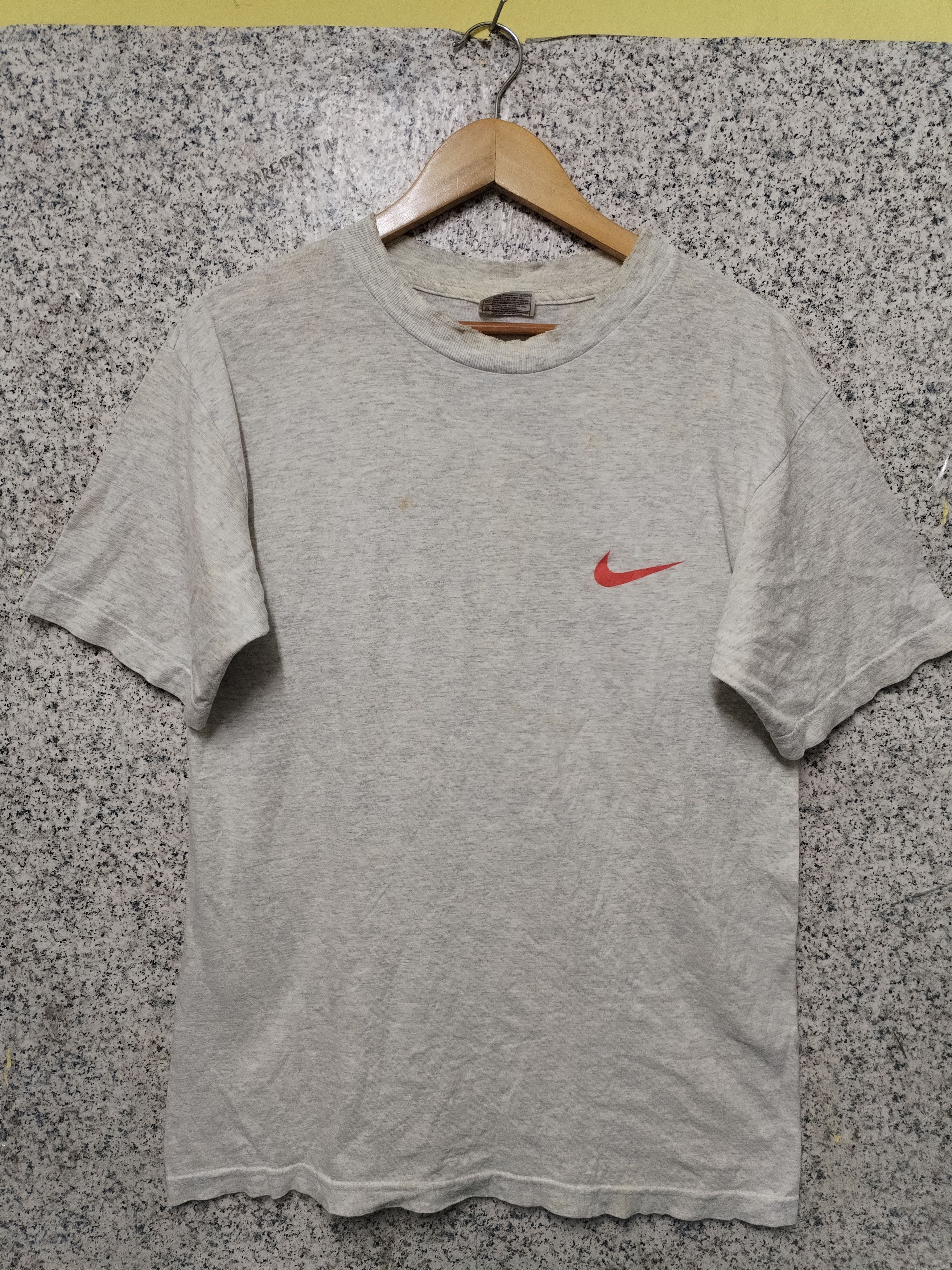 Nike Thrashed Sun Faded Nike Shirt Distressed Grunge Band Size US M / EU 48-50 / 2 - 2 Thumbnail
