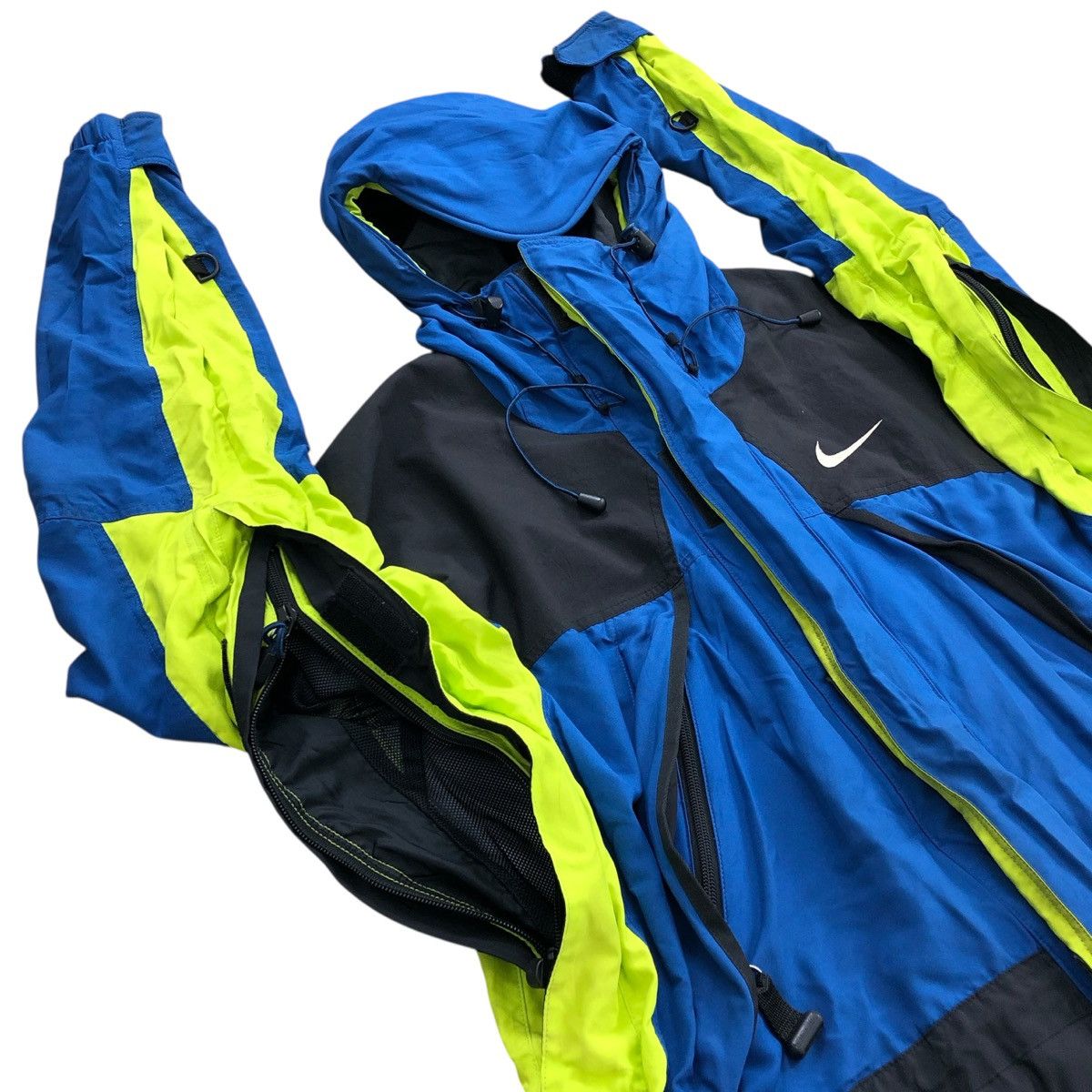 Nike Vtg Nike ACG 00s Lungs Era Waterproof Storm Fit Tech Jacket Size US M / EU 48-50 / 2 - 16 Thumbnail