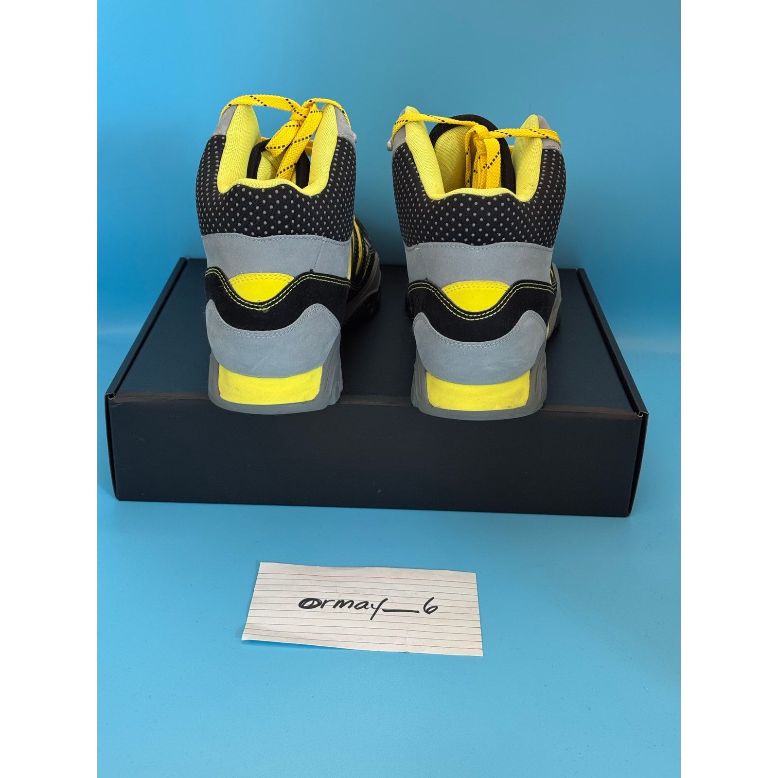 Adidas 2017 adidas Originals Korsika Mid m8.5 w10 Size US 8.5 / EU 41-42 - 10 Thumbnail