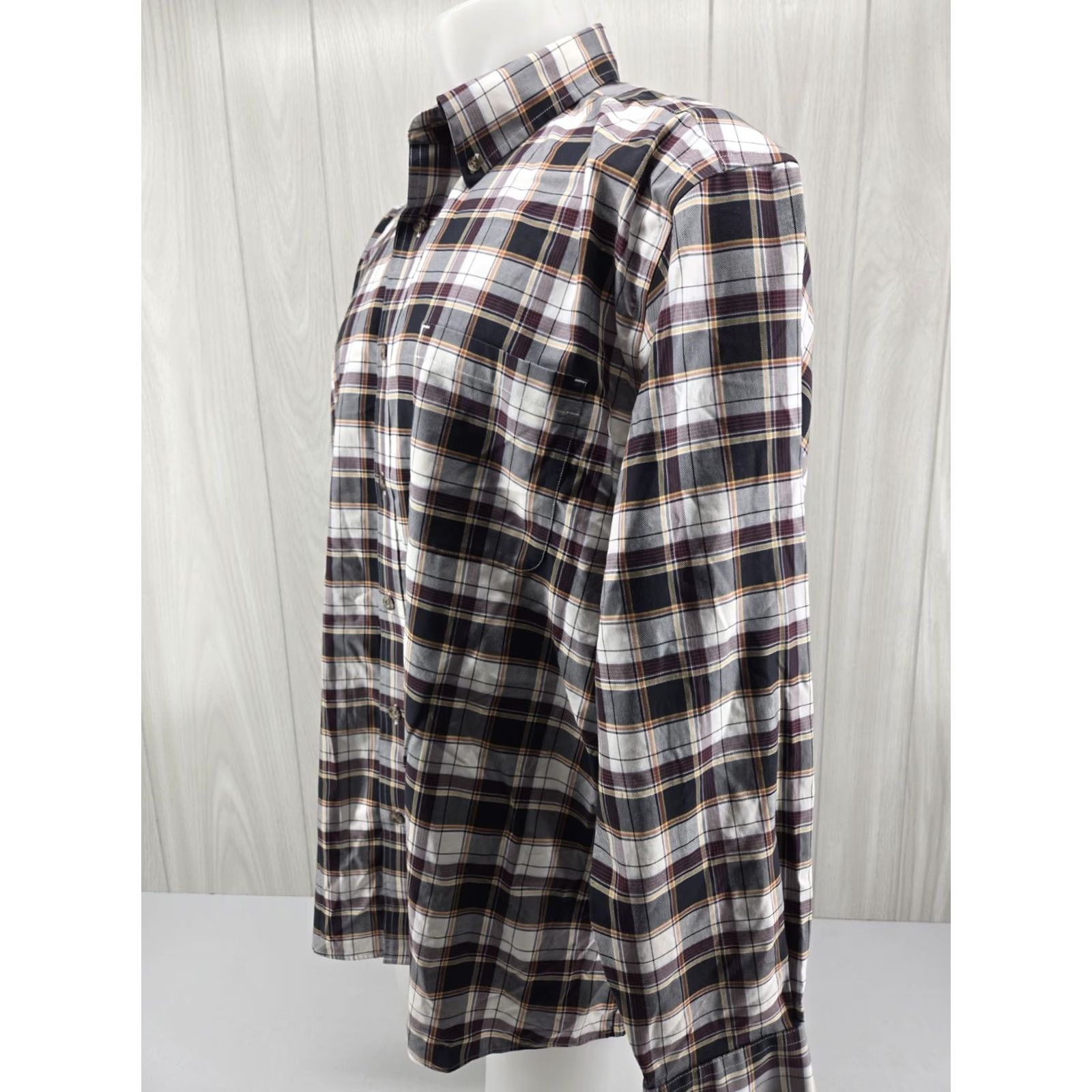 Vintage Cabela's Men’s 2XL Plaid Button Down Shirt Wrinkle-Free Dress Shirt Pocket Shirt Size 48R - 3 Thumbnail