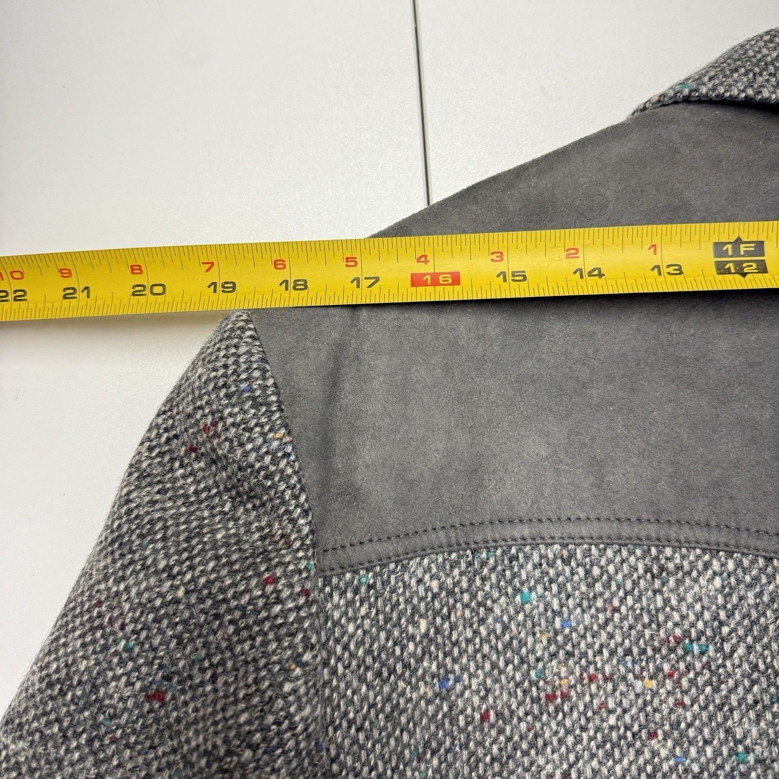 Pendleton Vintage Pendleton Tweed Wool Blazer Sport Coat Mens 44 Gray Size 44R - 15 Thumbnail
