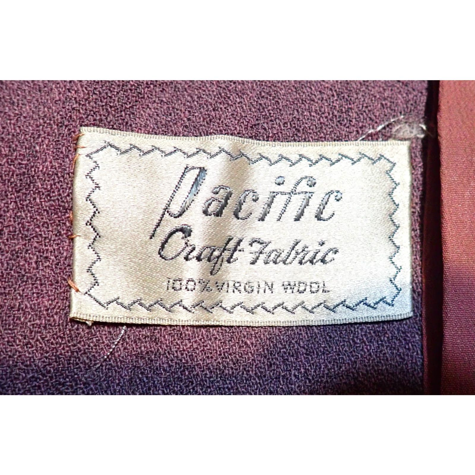 Vintage VINTAGE Pacific Craft Blazer Category: Jacket Women S Purple 60s 50s USA Classic Preppy Distressed Wool Blazer M Size S / US 4 / IT 40 - 4 Thumbnail