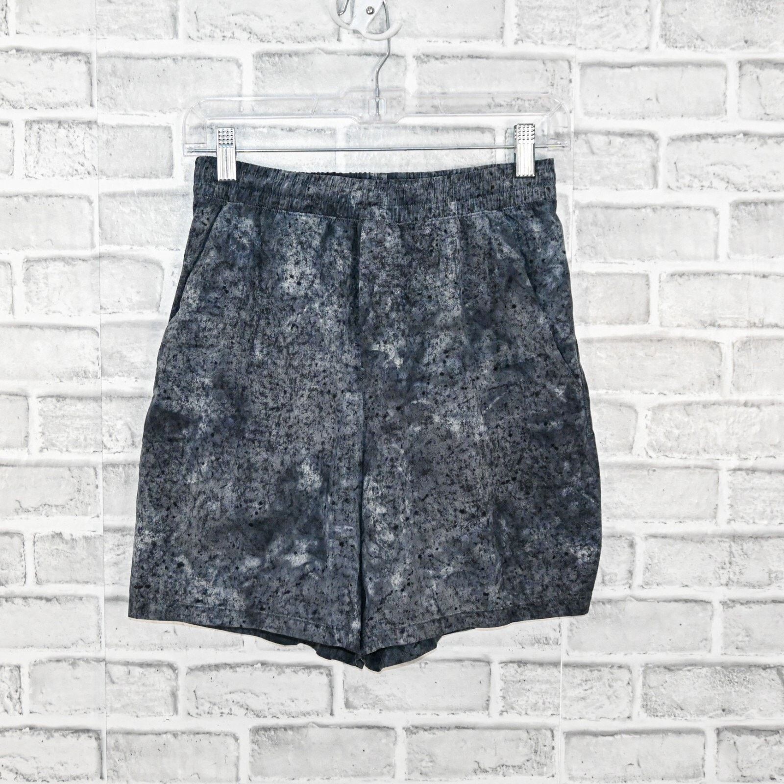 Lululemon Lululemon Men's liner less Peace Breaker Shorts grey Small Size US 28 / EU 44 - 1 Thumbnail