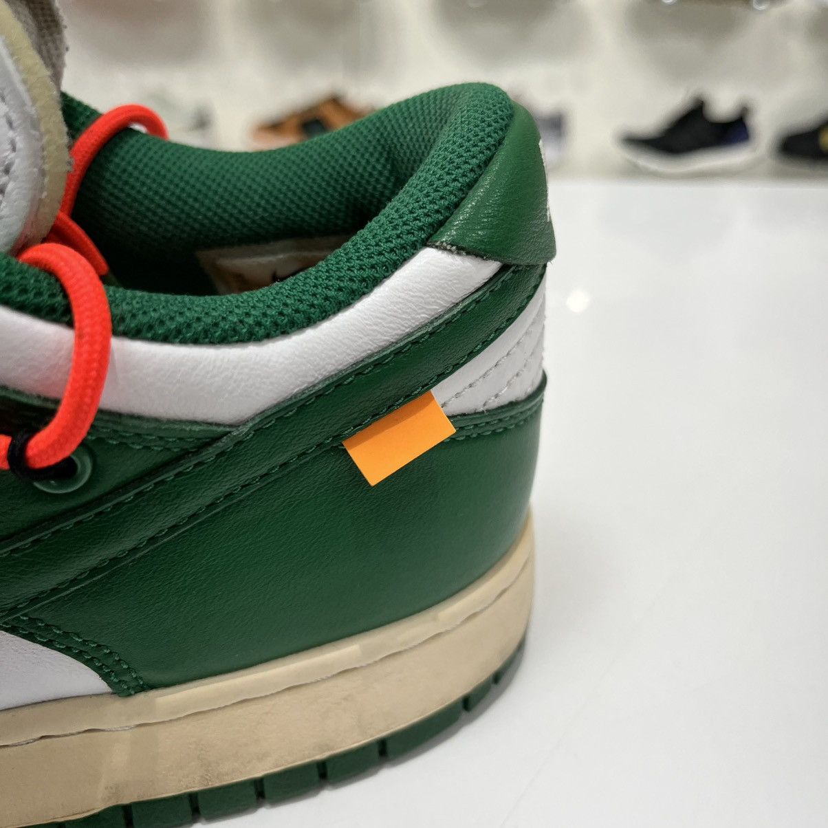 Nike × Off-White Nike Dunk Low x Off-White Pine Green Size US 10 / EU 43 - 13 Thumbnail