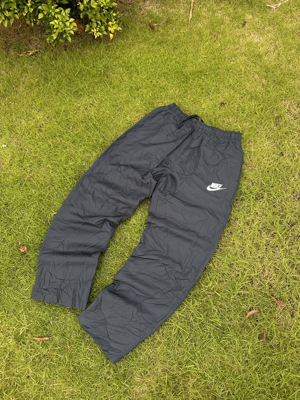 Nike × Vintage NIKE VINTAGE BIG LOGO STREETWEAR SWEATPANTS Size US 34 / EU 50 - 1 Thumbnail