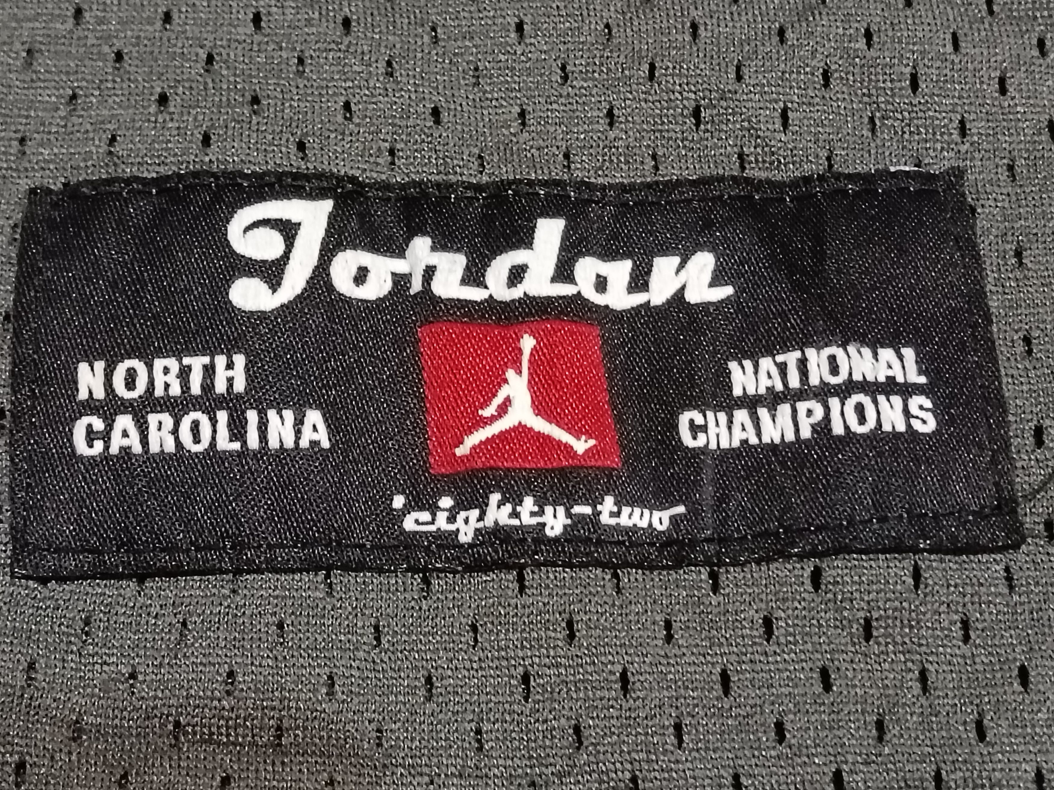 Jordan Brand × Nike NIKE AIR JORDAN NORTH CAROLINA BASKETBALL JERSEY Size US L / EU 52-54 / 3 - 6 Thumbnail