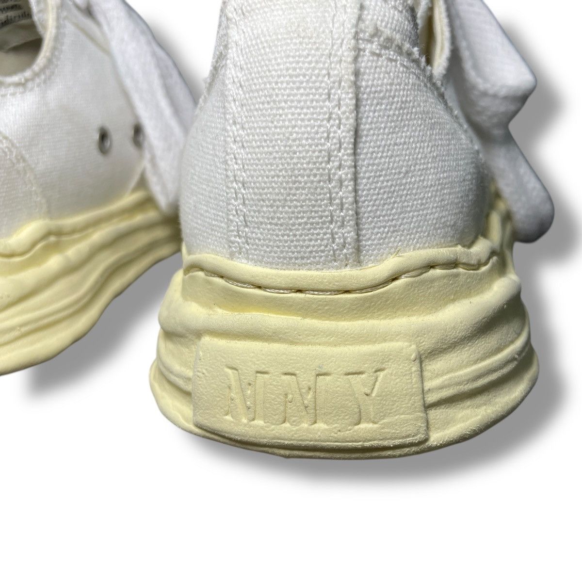 Maison MIHARA YASUHIRO Maison Mihara Yasuhiro Hank VL OG Sole Canvas Sneakers Size US 9 / EU 42 - 8 Thumbnail