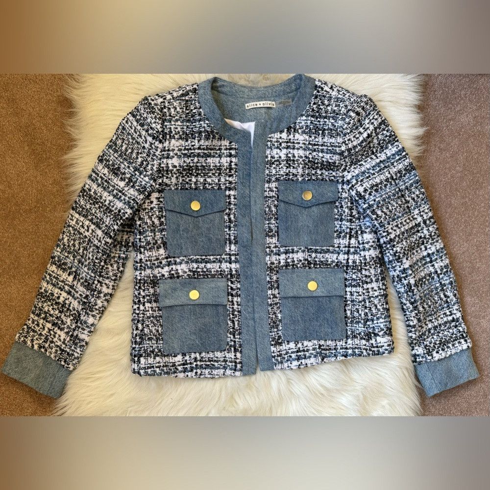 Alice + Olivia Alice + Olivia Combo Tweed and Denim Patch Pocket Jacket in Size M / US 6-8 / IT 42-44 - 2 Thumbnail
