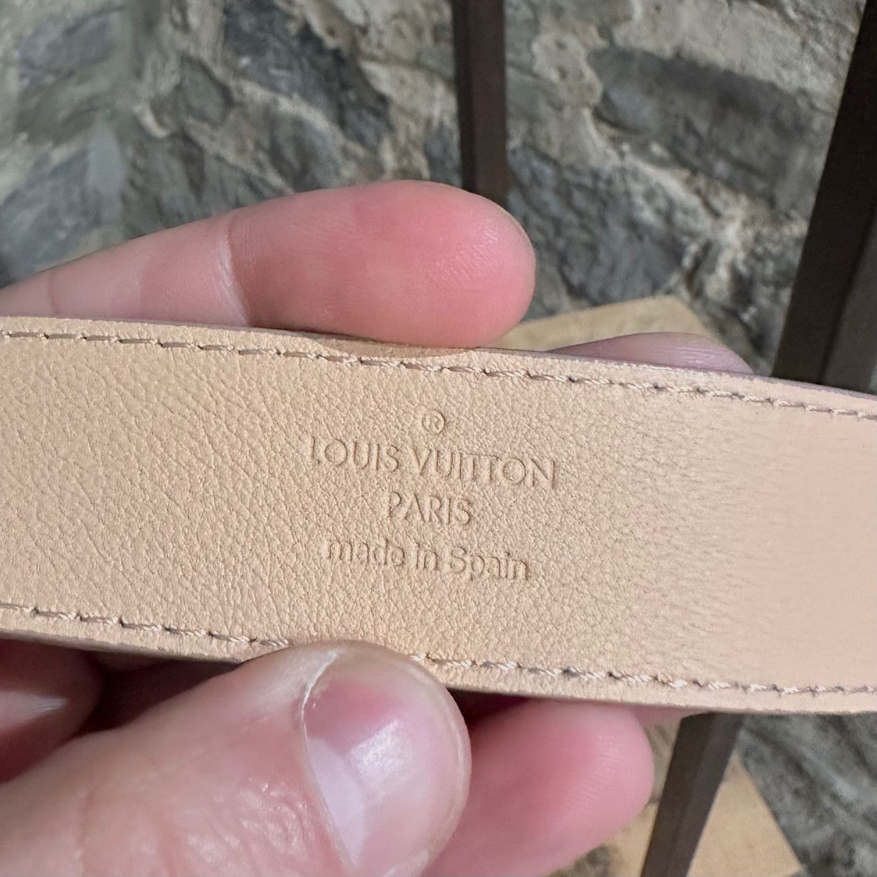Louis Vuitton Louis Vuitton Ballerine Pink Epi Leather LV Twist 30mm Belt Size ONE SIZE - 8 Thumbnail