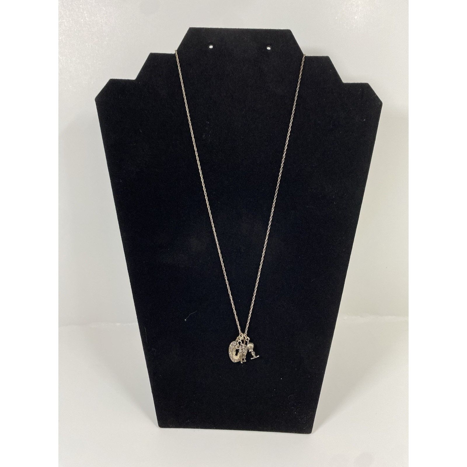 Warner Bros Warner Bros Studio Store Tweety Bird Sterling Necklace Size ONE SIZE - 1 Thumbnail