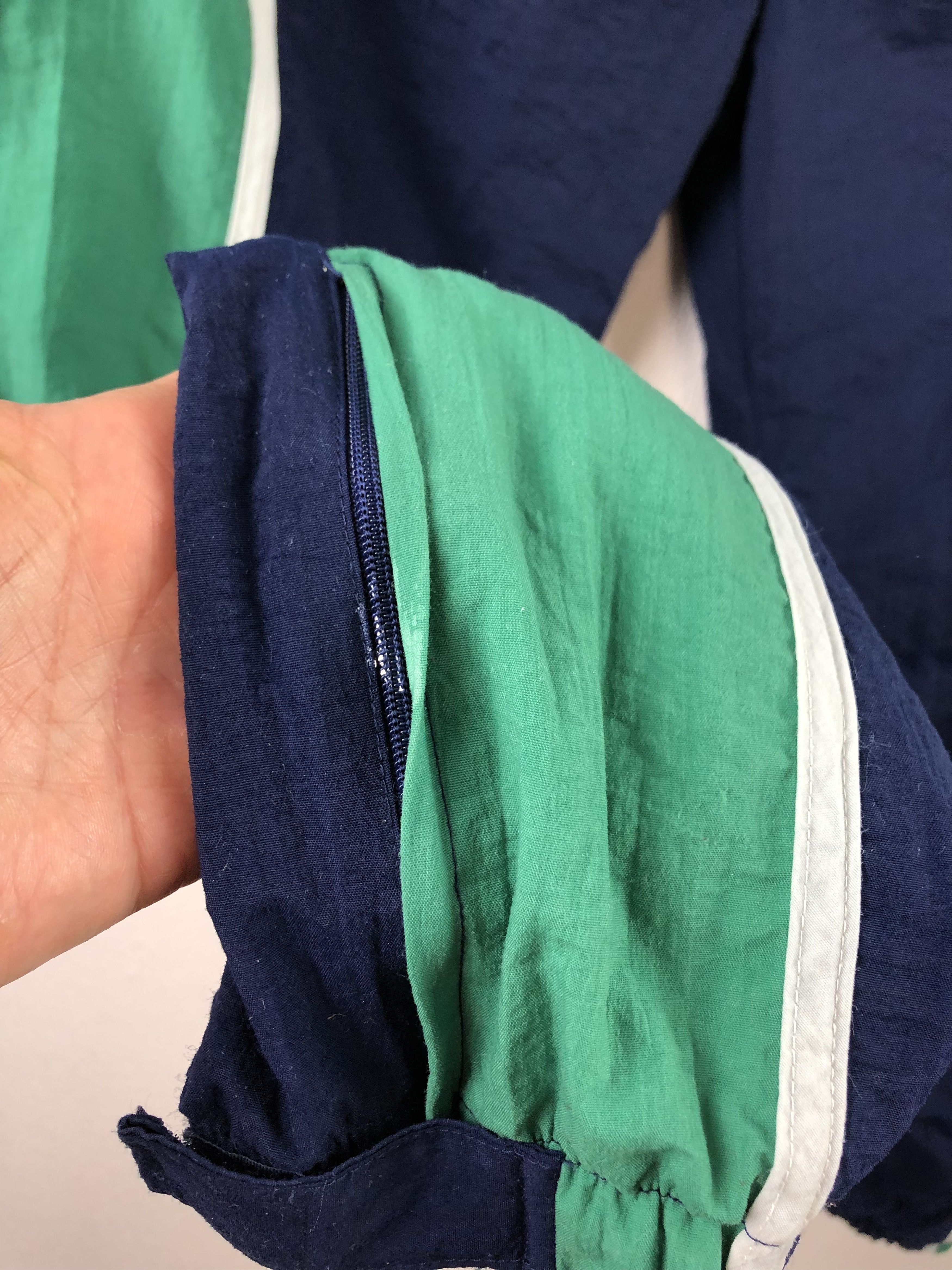Vintage Vintage Ireland Rugby Tracksuit Suit Jacket Pants Rare Hype Size US L / EU 52-54 / 3 - 18 Thumbnail