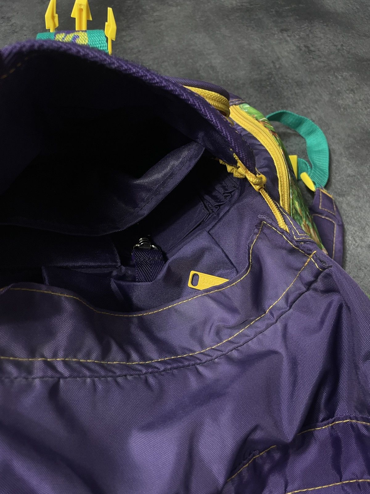 Vintage 🔥RARE🔥Vintage Y2K Horses Animal Backpack Rare Solid AOP Size ONE SIZE - 12 Thumbnail