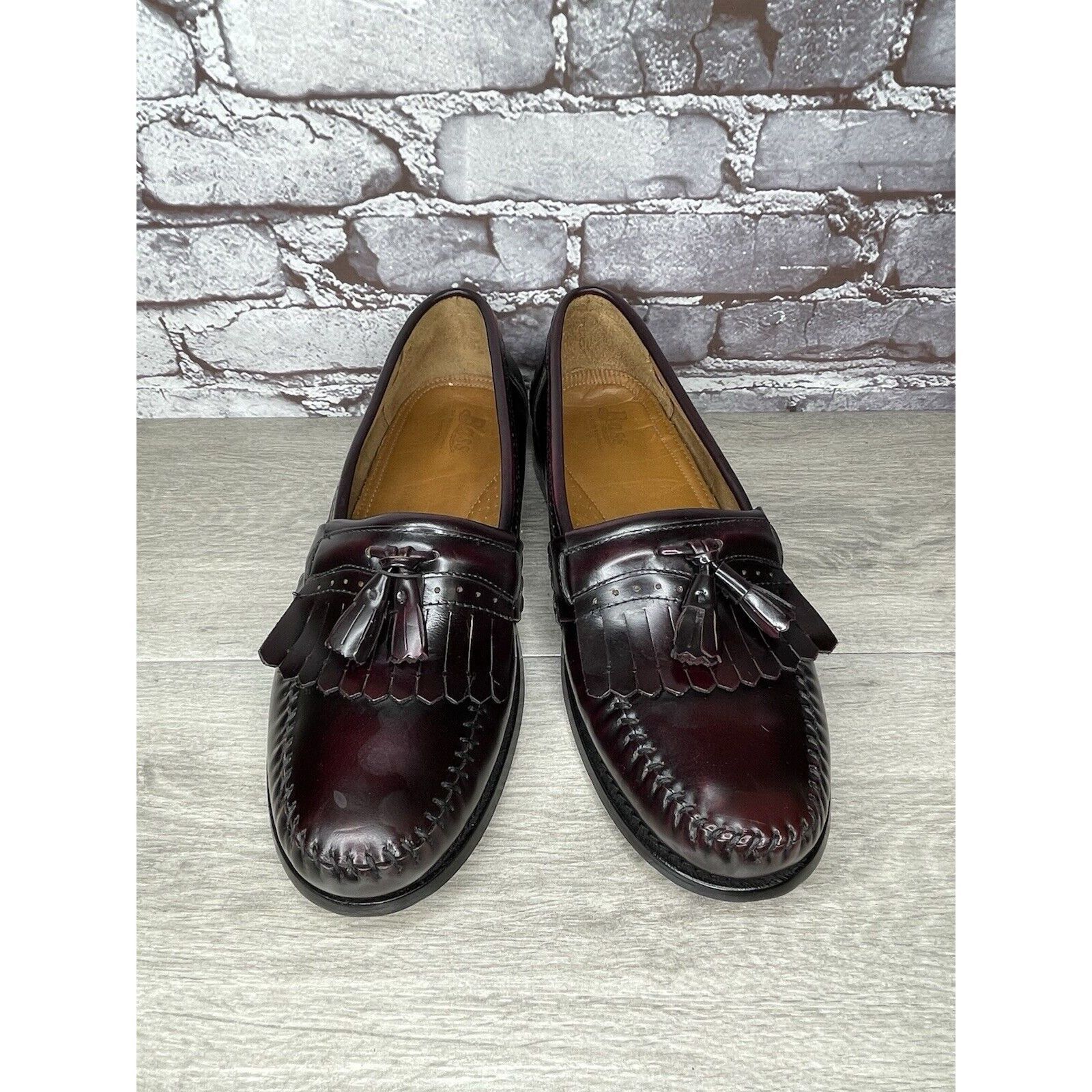 G.H. Bass & Co. G.H. Bass Weejuns Burgundy Leather Handcrafted Kiltie Loafer Size US 13 / EU 46 - 2 Thumbnail