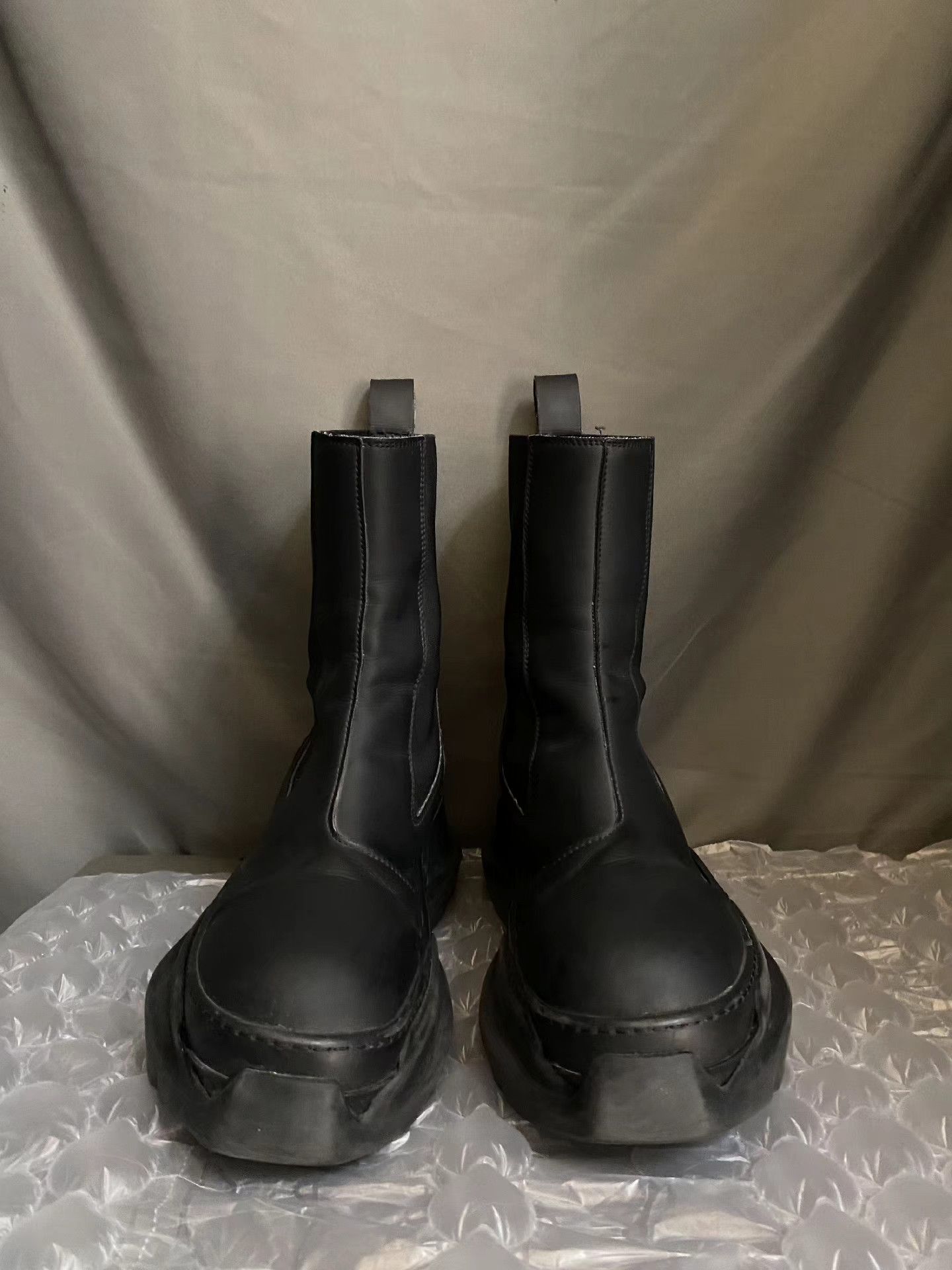 Rick Owens Tank Sole Chelsea Boots