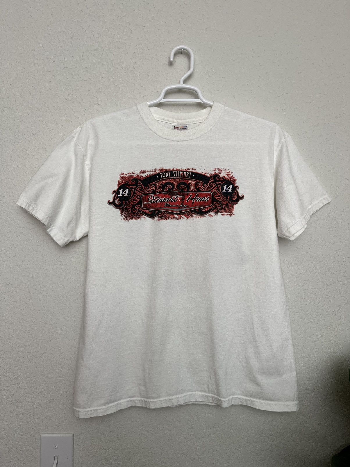 Chase Authentics × NASCAR Vintage Y2K NASCAR Tony Stewart Racing T-Shirt Old Spice 09’ Size US L / EU 52-54 / 3 - 7 Thumbnail