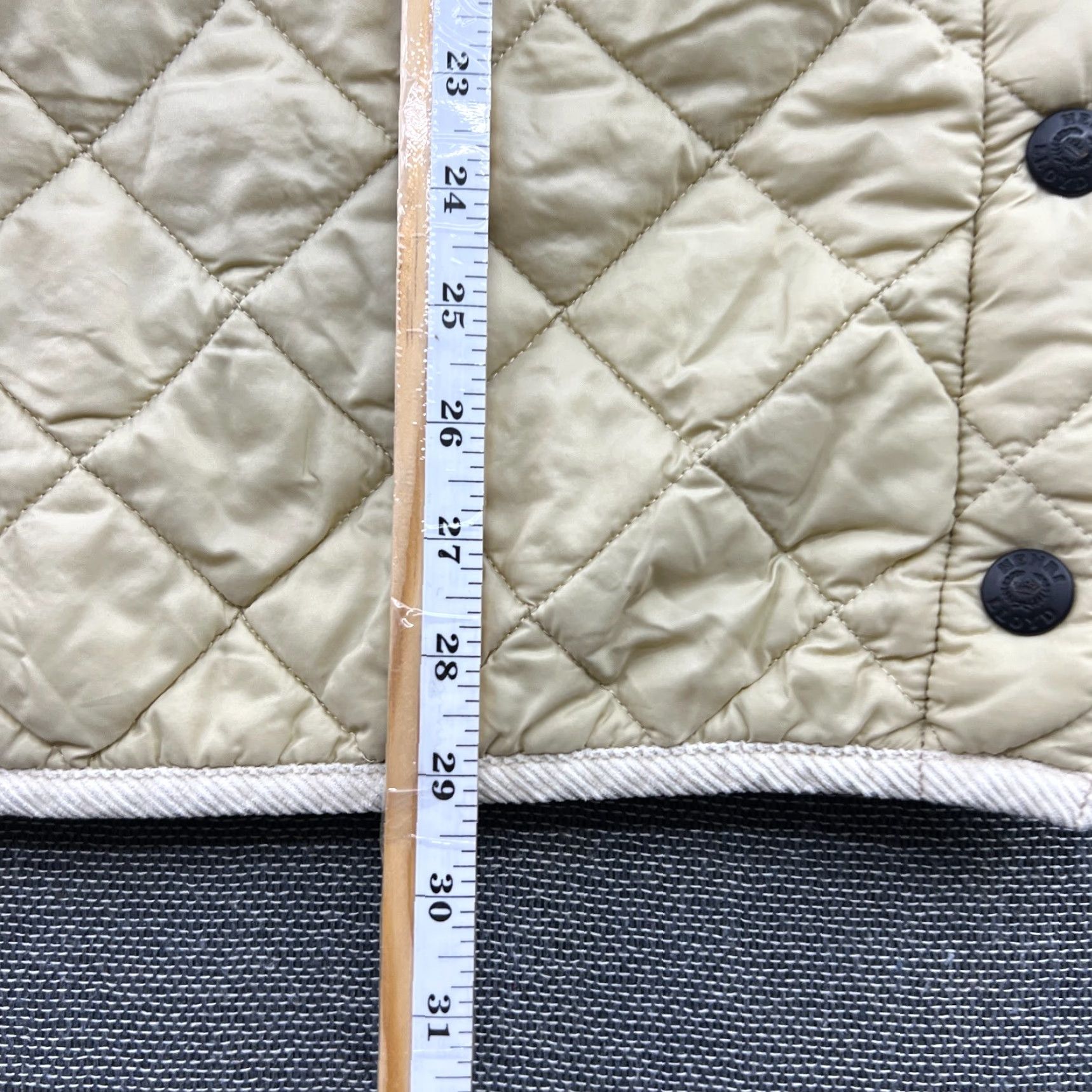 Henri Lloyd Vintage Henri Lloyd Beige Jacket Mens Medium Quilted Corduroy Trim Jacket Size US M / EU 48-50 / 2 - 5 Thumbnail
