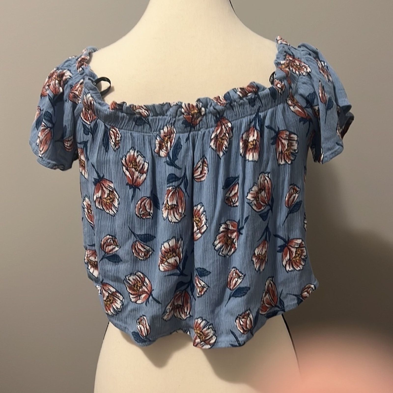 Forever 21 Forever 21 Off The Shoulder Crop Top Size S / US 4 / IT 40 - 3 Thumbnail