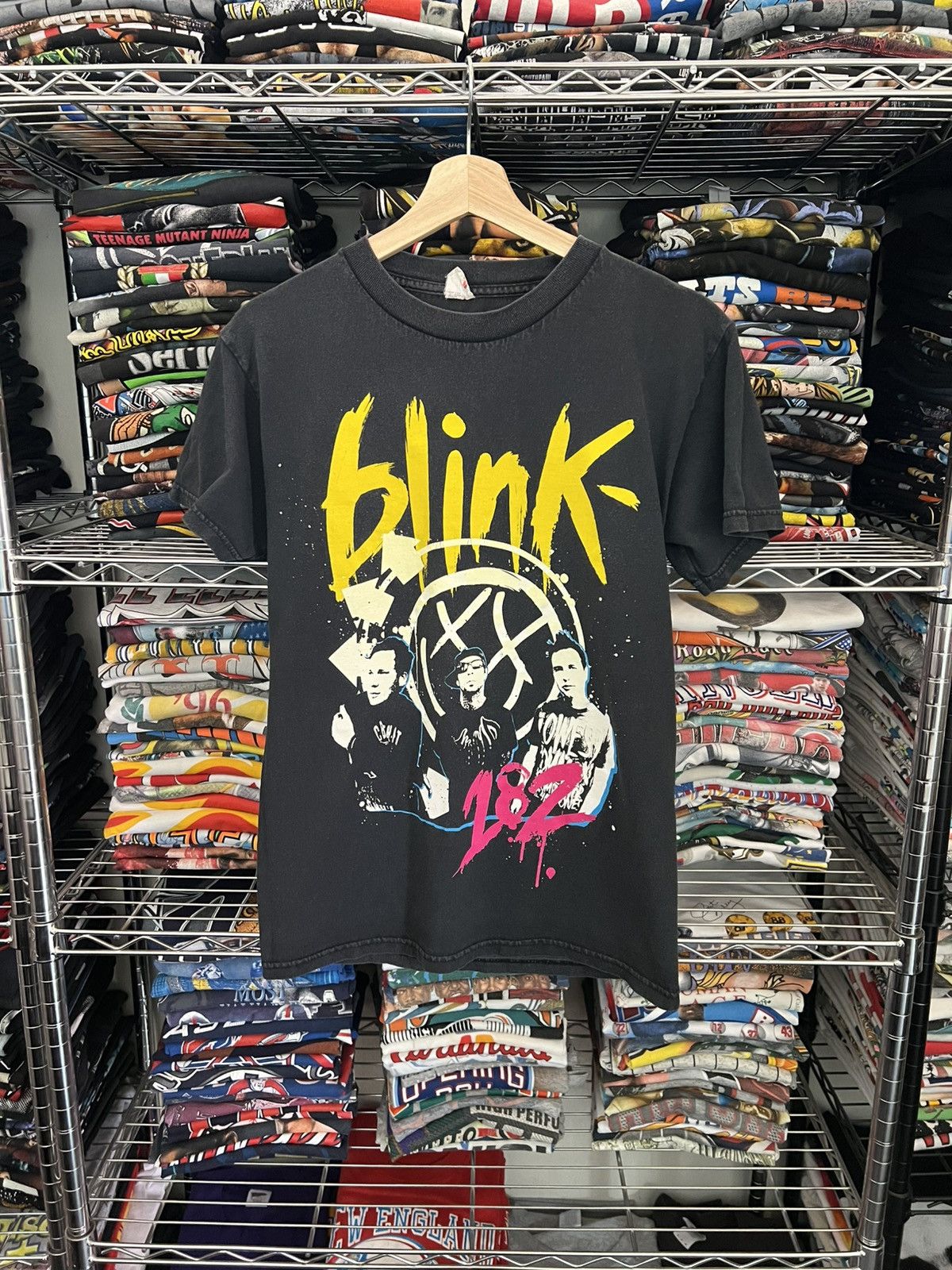 Band Tees 2009 Blink 182 Summer Tour Tee Size US S / EU 44-46 / 1 - 1 Thumbnail