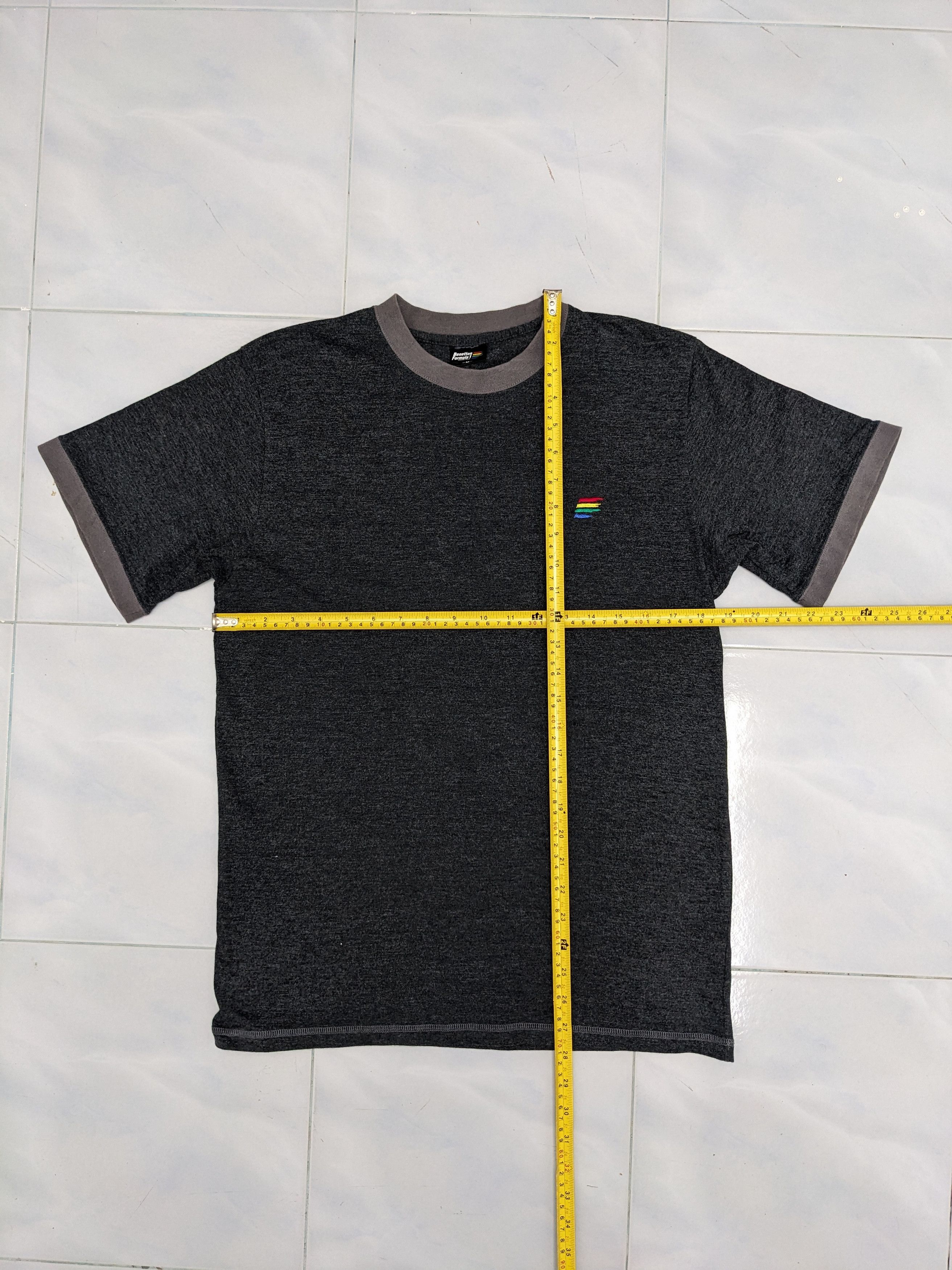 United Colors Of Benetton UNITED COLORS OF BENETTON TSHIRT Size US M / EU 48-50 / 2 - 5 Thumbnail