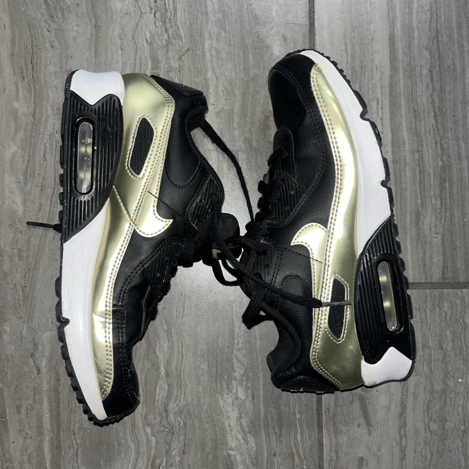 Nike Nike Air Max 90 LTR GS Black Gold CD6864 008- Size 6.5Y w 8 Size US 6.5 / EU 39-40 - 6 Thumbnail